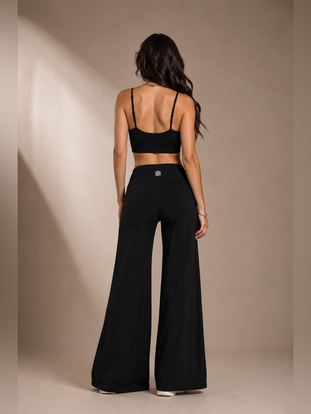 NWOT Darc Sport Black Wide-Leg Sport Pants - Picture 2 of 2